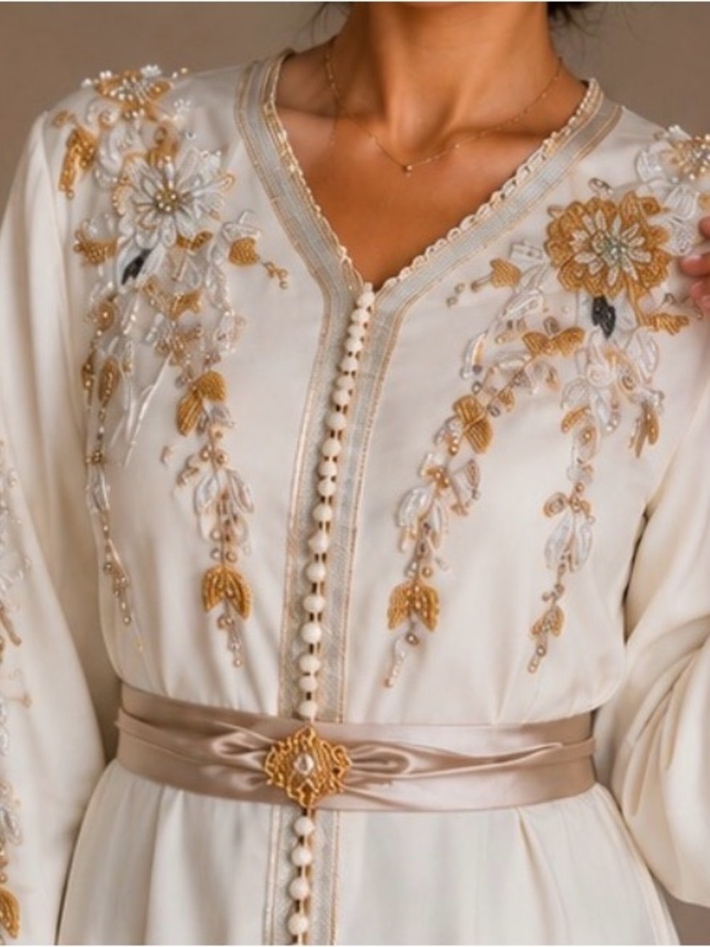 Style Ivory & Gold Embroidered Moroccan Kaftan Dress w/ Belt - Large - Picture 2 of 7